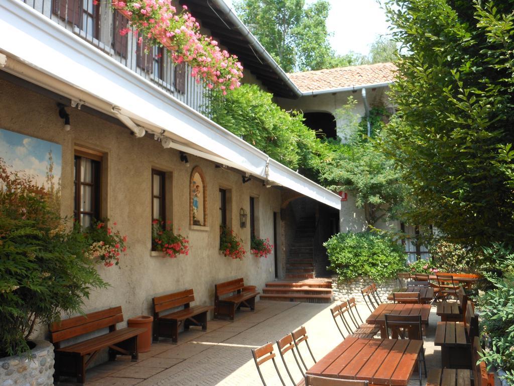 Agriturismo Cassinazza Orsenigo Buitenkant foto