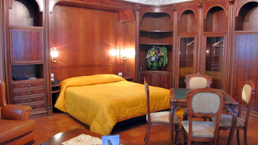 Agriturismo Cassinazza Orsenigo Kamer foto
