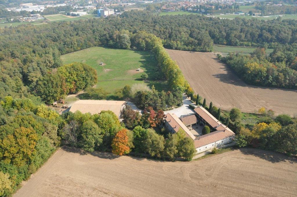 Agriturismo Cassinazza Orsenigo Buitenkant foto